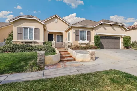 1685 Golden Way, Beaumont, CA 92223