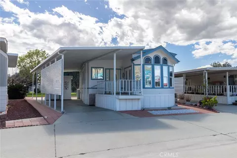 824 Chestnut Dr, San Jacinto, CA 92583