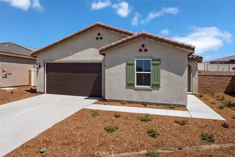 7712 Nectarsweet Dr, Riverside, CA 92507