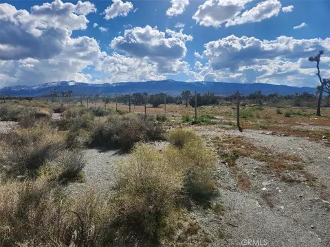 2647 Minero Rd, Pinon Hills, CA 92372