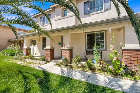 1112 Enchanted Trl, San Jacinto, CA 92582