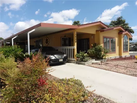 1400 Camino Real Cir, Hemet, CA 92543