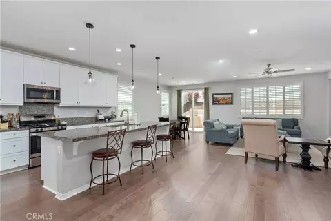 17976 Cloudberry Dr, San Bernardino, CA 92407