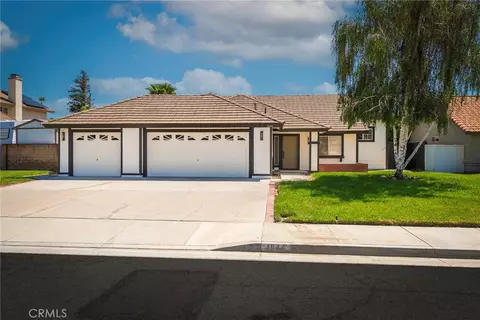 1644 Marin Ct, San Jacinto, CA 92583