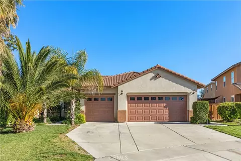 1702 Welsh Dr, San Jacinto, CA 92582