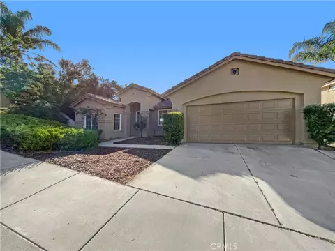 31605 Ridgecrest Dr, Lake Elsinore, CA 92532