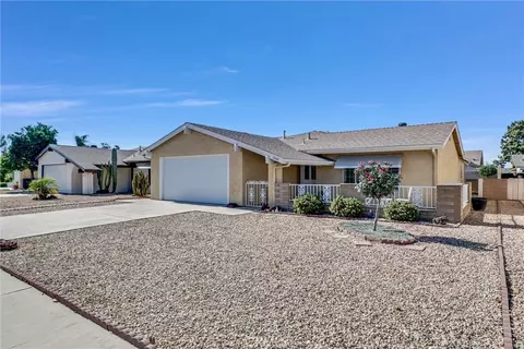 2426 El Rancho Cir, Hemet, CA 92545