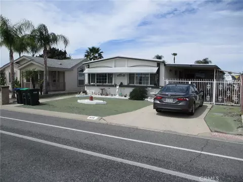 873 S Palm Ave, Hemet, CA 92543
