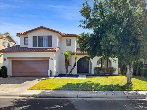 4285 Lakefall Ct, Riverside, CA 92505