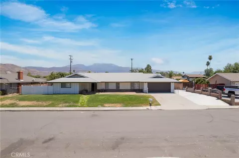 517 S Soboba Ave, San Jacinto, CA 92583