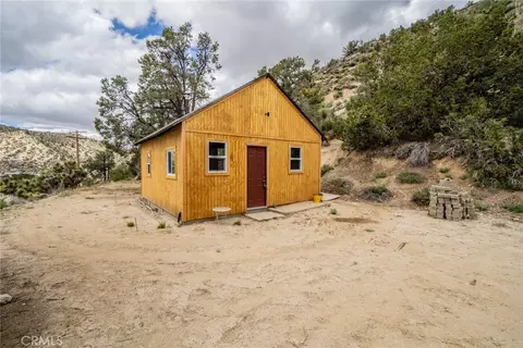 7725 Scenic Dr, Pinon Hills, CA 92372 photo 8
