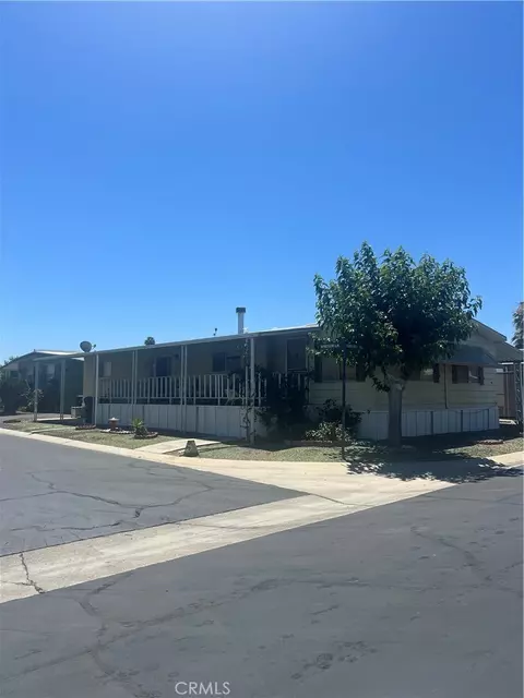 575 S Lyon Ave #92, Hemet, CA 92543