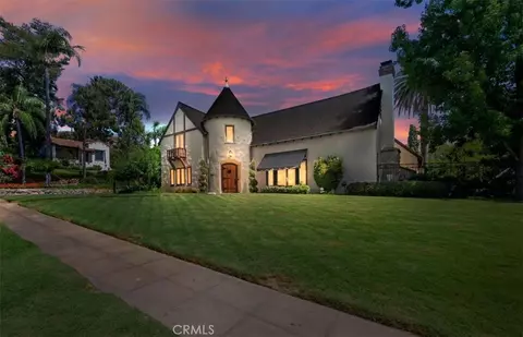 3014 Pine St, Riverside, CA 92501