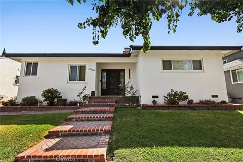 10938 Casimir Ave, Inglewood, CA 90303