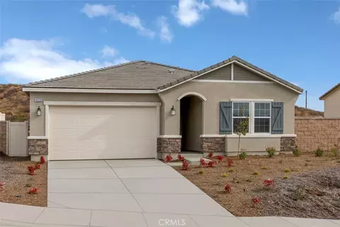 45230 Maverick Ct, Lake Elsinore, CA 92532
