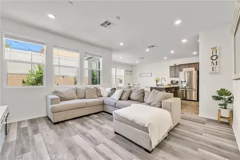 17161 Gray Pine Pl, San Bernardino, CA 92407
