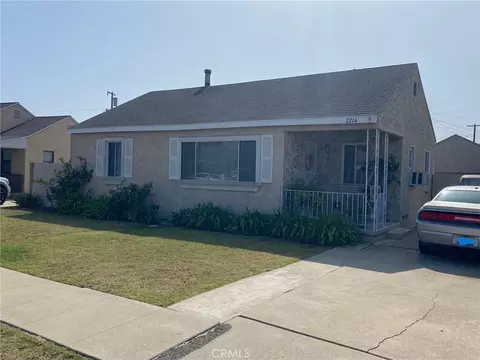 2214 Roswell Ave, Long Beach, CA 90815