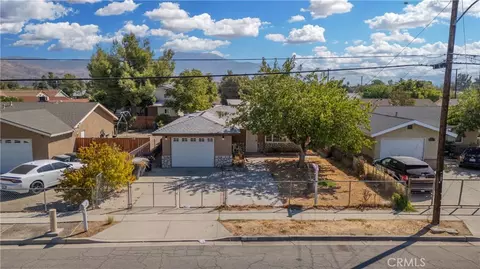 535 S Hewitt St, San Jacinto, CA 92583