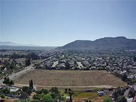 2173 Cactus Ave, Moreno Valley, CA 92555
