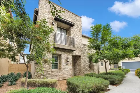 265 Follyhatch, Irvine, CA 92618