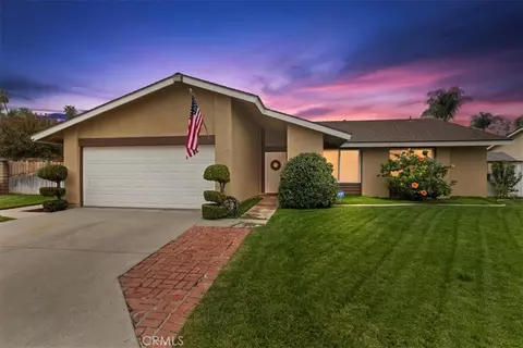 9808 Calle Esplanade, Riverside, CA 92503
