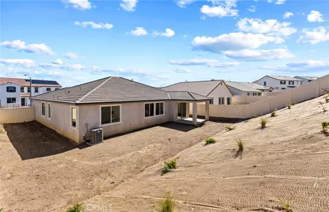 4266 Gina Lynne Ln, Lake Elsinore, CA 92530