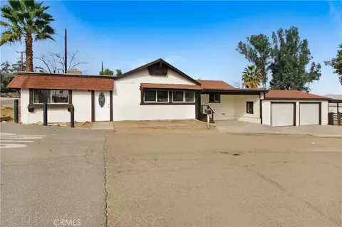 16668 Grand Ave, Lake Elsinore, CA 92530