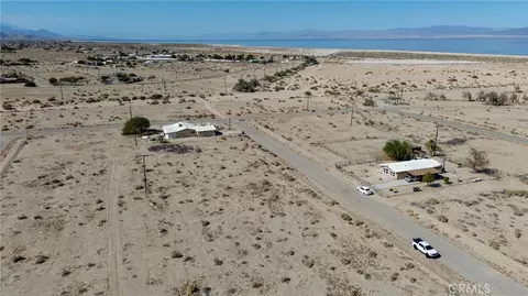 2679 Aberdeen Dr, Thermal, CA 92274 photo 9