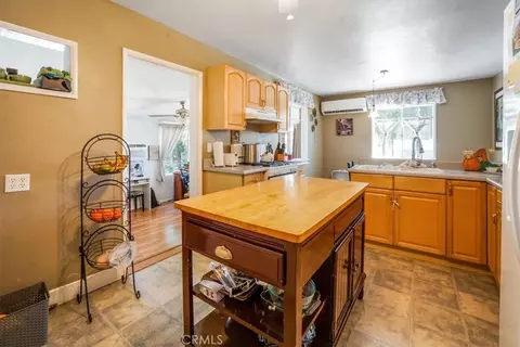Kitchen - 17386 Sage Ave, Riverside, CA 92504 photo 3 of 10