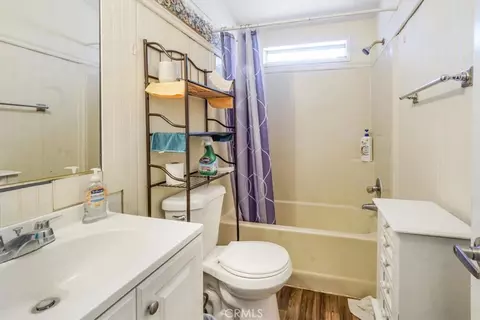 Bath - 17386 Sage Ave, Riverside, CA 92504 photo 6 of 6