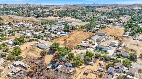 View/Area - 17386 Sage Ave, Riverside, CA 92504 photo 2 of 6