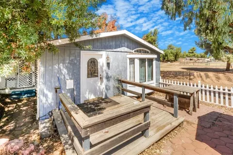 Exterior - 17386 Sage Ave, Riverside, CA 92504 photo 1 of 17