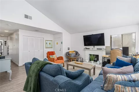 3274 Little Mountain Dr #B, San Bernardino, CA 92405