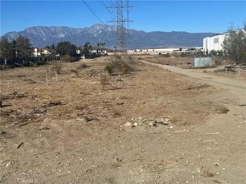 11130 E Riverside Dr, Ontario, CA 91761 photo 5