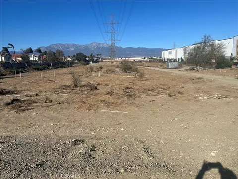 11130 E Riverside Dr, Ontario, CA 91761 photo 2