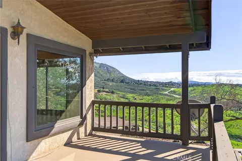 Exterior - 20682 Hill Top Dr, Riverside, CA 92507 photo 9 of 19