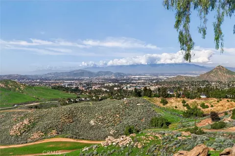 Other - 20682 Hill Top Dr, Riverside, CA 92507 photo 7 of 16