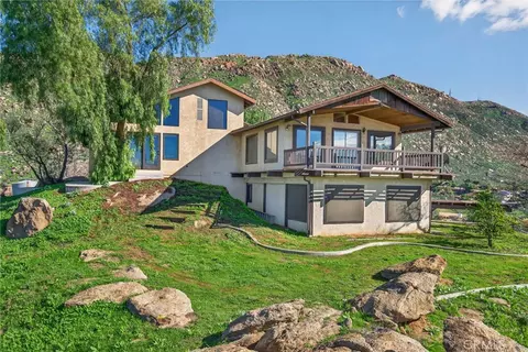 Other - 20682 Hill Top Dr, Riverside, CA 92507 photo 3 of 16