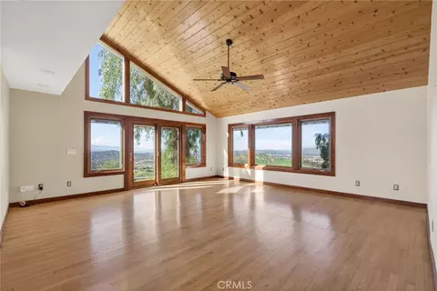 Living - 20682 Hill Top Dr, Riverside, CA 92507 photo 9 of 13