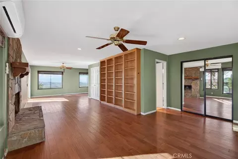 Living - 20682 Hill Top Dr, Riverside, CA 92507 photo 11 of 13