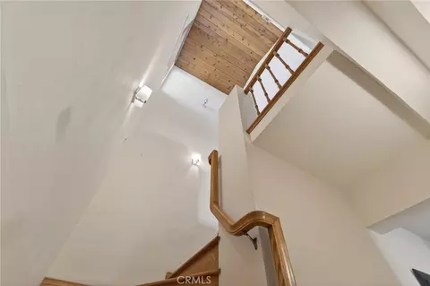 Entry Way - 20682 Hill Top Dr, Riverside, CA 92507 photo 2 of 4