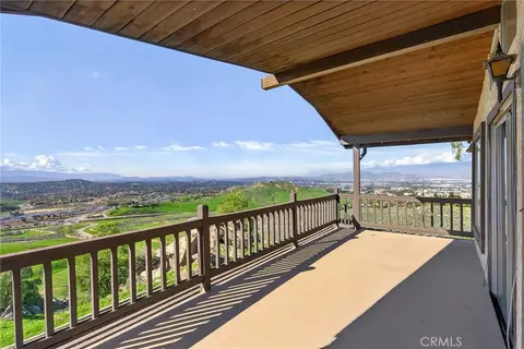 Exterior - 20682 Hill Top Dr, Riverside, CA 92507 photo 8 of 19
