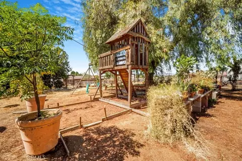 17386 Sage Ave, Riverside, CA 92504 photo 52