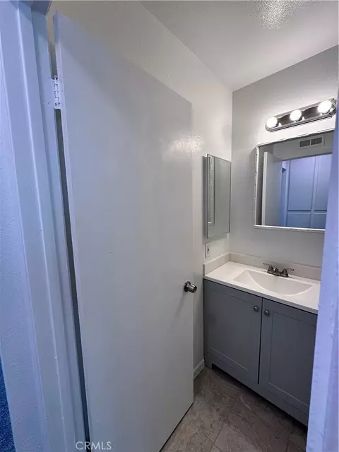 Bath - 1404 E Sail Ave, Orange, CA 92865 photo 1 of 4