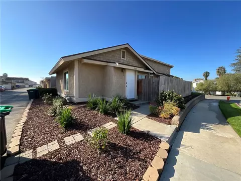 1404 E Sail Ave, Orange, CA 92865