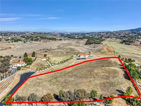 36335 Via Burgandy, Temecula, CA 92592 photo 7