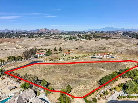 36335 Via Burgandy, Temecula, CA 92592 photo 8