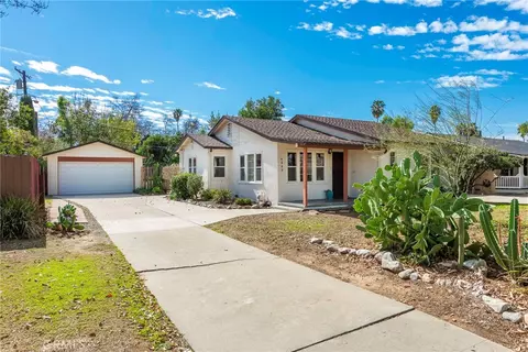 4660 Cover St, Riverside, CA 92506 photo 3