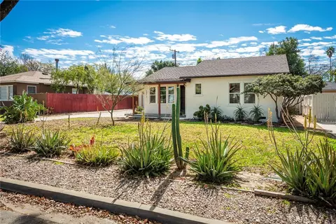 Exterior - 4660 Cover St, Riverside, CA 92506 photo 3 of 15