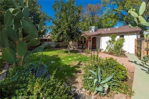 Exterior - 4660 Cover St, Riverside, CA 92506 photo 7 of 15